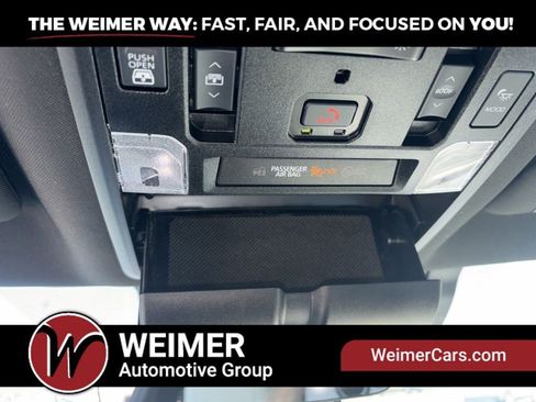 Used 2025 Toyota Tundra Capstone AWD/4WD image 44