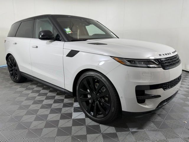 New 2026 Land Rover Range Rover Sport SE AWD/4WD image 9