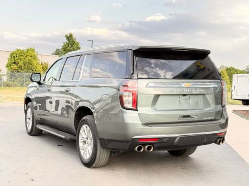 Used 2023 Chevrolet Suburban Premier RWD image 12