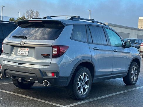 Certified 2023 Honda Passport TrailSport image 3