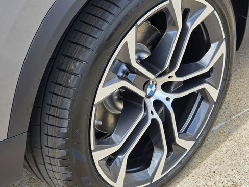 New 2026 BMW X5 sDrive40i w/ Climate Comfort Package RWD image 8