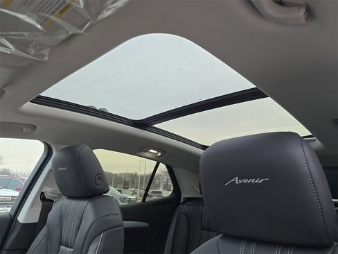 New 2026 Buick Envision Avenir image 24