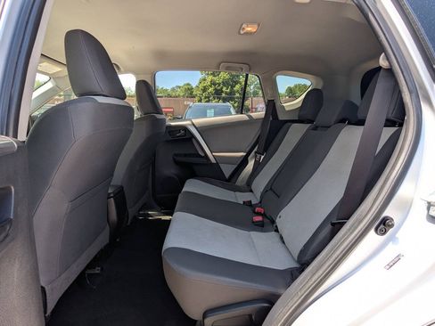 Used 2013 Toyota RAV4 LE AWD/4WD image 14