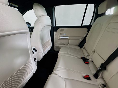 Used 2024 Mercedes-Benz EQB 250+ EQB 250+ w/ Winter Package image 23