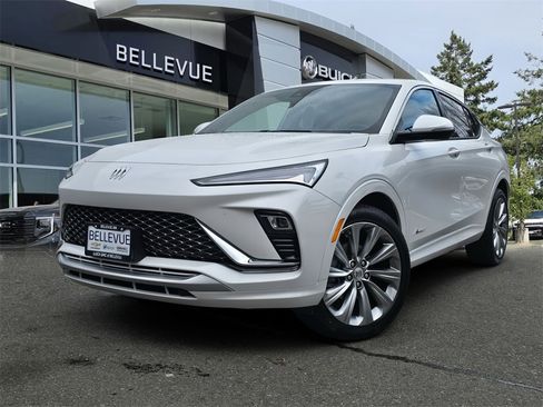 Used 2025 Buick Envista Avenir image 1