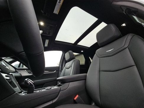 New 2025 Cadillac XT5 Sportv w/ Technology Package image 30
