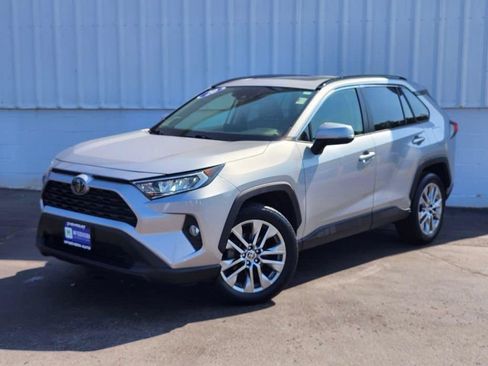 Used 2020 Toyota RAV4 XLE Premium AWD/4WD image 1