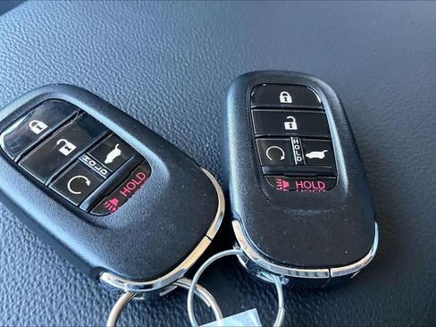 Used 2025 Honda CR-V EX-L image 14