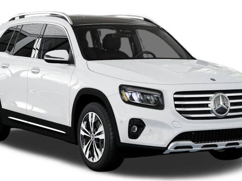 Used 2026 Mercedes-Benz GLB 250 4MATIC image 15