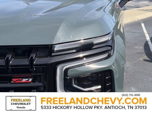 New 2026 Chevrolet Suburban Z71 w/ Z71 Off-Road Package AWD/4WD image 7