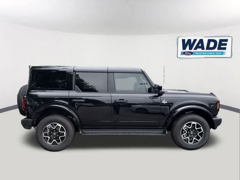 New 2026 Ford Bronco Outer Banks AWD/4WD image 4