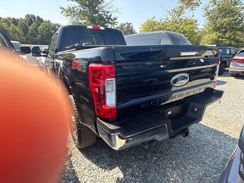 Used 2017 Ford F250 Lariat w/ Chrome Package AWD/4WD image 3
