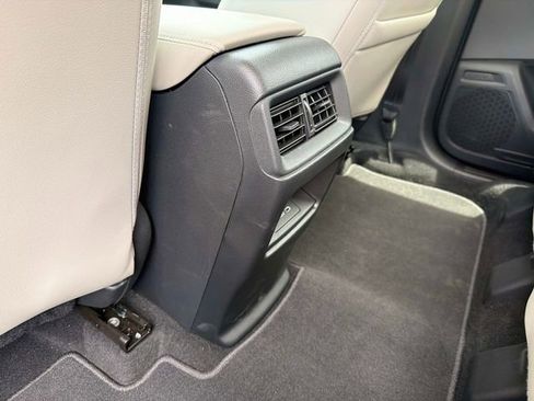 Used 2025 Honda CR-V EX-L image 17