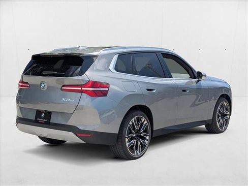 Used 2025 BMW X3 xDrive30i w/ Convenience Package image 2