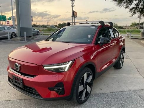 Certified 2023 Volvo C40 P8 Recharge Ultimate AWD/4WD image 3