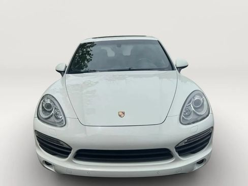 Used 2013 Porsche Cayenne S AWD/4WD image 9