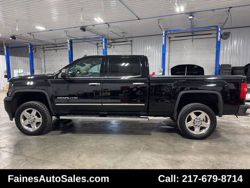 Used 2015 GMC Sierra 2500 Denali w/ Duramax Plus Package image 8