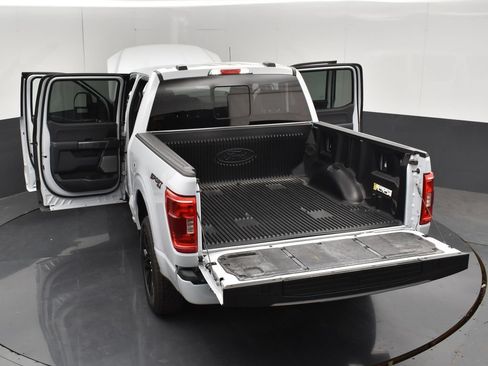 Used 2022 Ford F150 XLT w/ Equipment Group 302A High AWD/4WD image 7