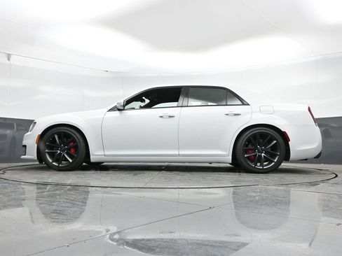 Used 2023 Chrysler 300 C RWD image 51