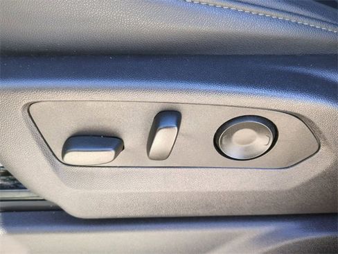 Certified 2024 Chevrolet Silverado 1500 LT Trail Boss w/ Convenience Package II image 21