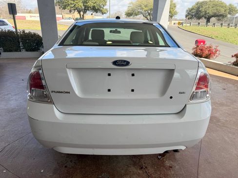 Used 2007 Ford Fusion SE FWD image 5