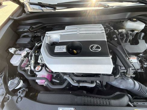 Used 2021 Lexus UX 250h w/ Premium Package AWD/4WD image 29