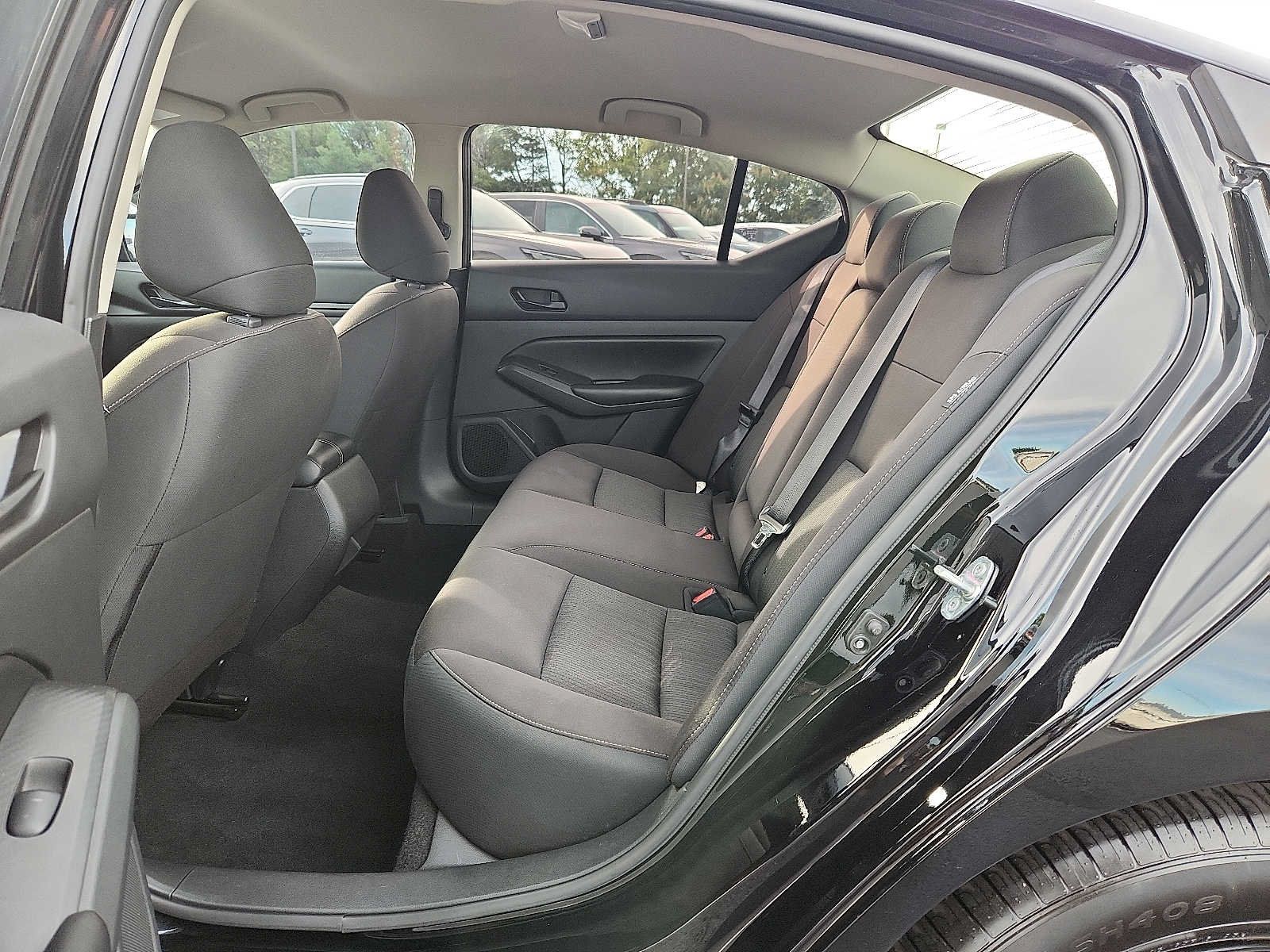 Used 2023 Nissan Altima 2.5 S FWD image 10