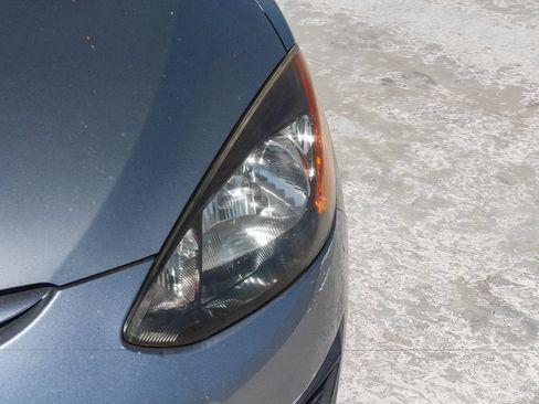 Used 2011 MAZDA MAZDA2 Sport FWD image 11