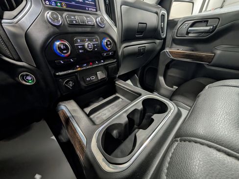 Used 2021 GMC Sierra 1500 Elevation image 34