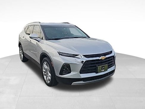 Used 2019 Chevrolet Blazer LT w/ Sun and Wheels Package image 3