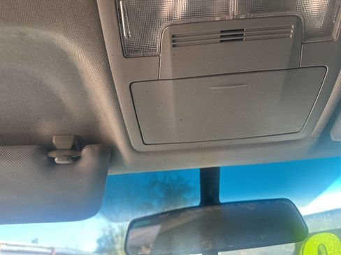 Used 2013 Toyota Camry SE image 15