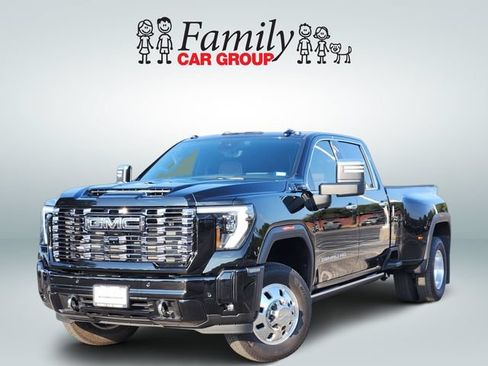 Used 2025 GMC Sierra 3500 Denali Ultimate AWD/4WD image 1