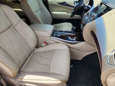 Used 2015 INFINITI QX60 FWD w/ Deluxe Touring Package image 15