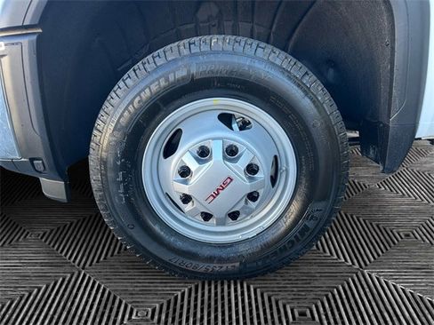 New 2026 GMC Sierra 3500 Pro w/ Convenience Package image 14