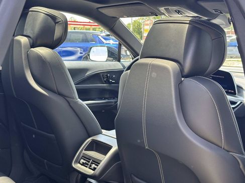 Used 2025 Cadillac Lyriq Luxury RWD image 27