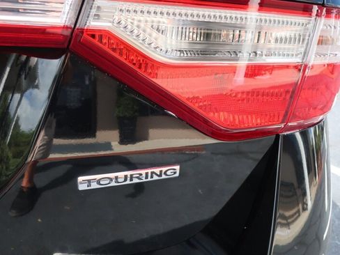 Used 2013 Honda Odyssey Touring image 9