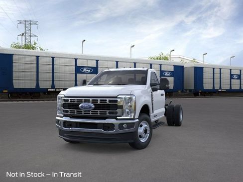 New 2026 Ford F350 XL w/ XL Chrome Package AWD/4WD image 3