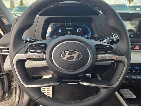 New 2026 Hyundai Elantra SEL Sport FWD image 20