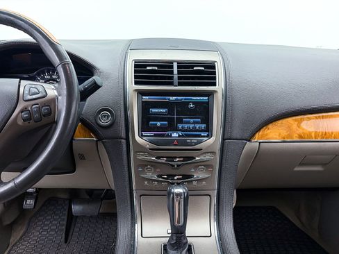 Used 2014 Lincoln MKX FWD image 6