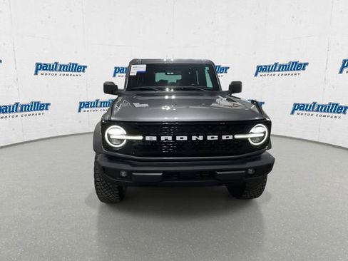 Certified 2022 Ford Bronco Wildtrak AWD/4WD image 3