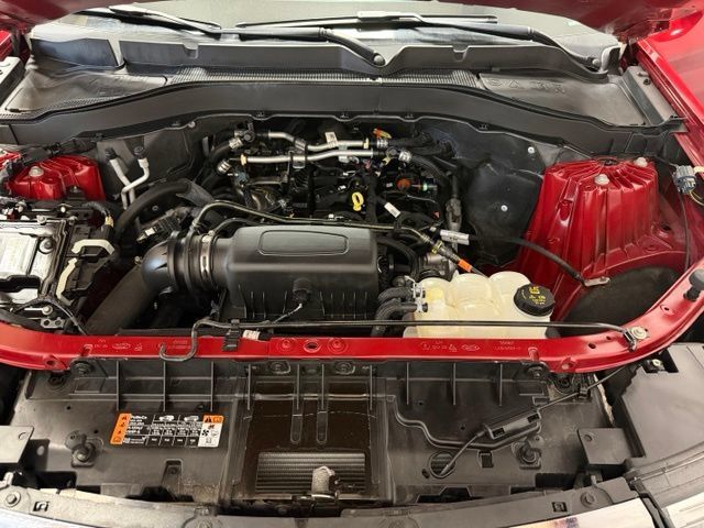 Used 2023 Ford Explorer XLT w/ Equipment Group 202A AWD/4WD image 49