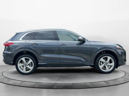 New 2025 Audi Q5 Premium Plus image 8