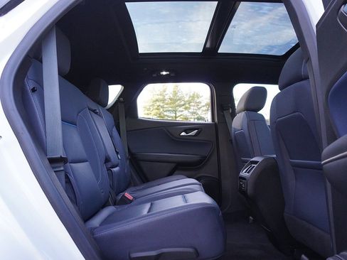 Used 2024 Chevrolet Blazer RS w/ Driver Confidence II Package image 43