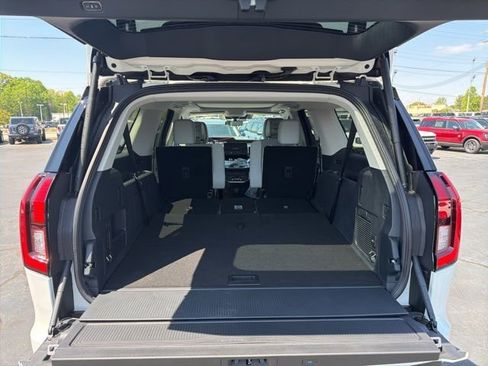 New 2026 Ford Expedition Max Platinum AWD/4WD image 11