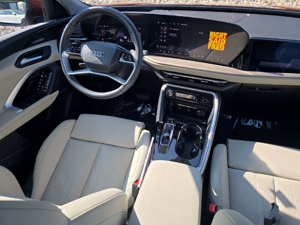Certified 2025 Audi Q5 Prestige AWD/4WD image 17