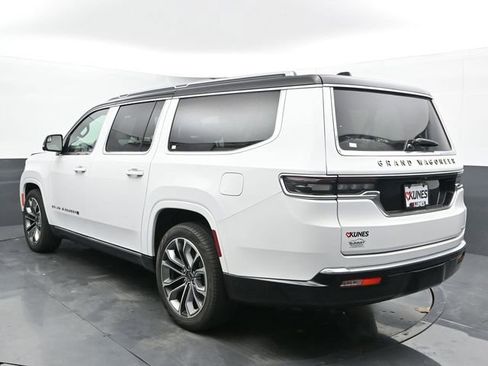 Used 2024 Jeep Grand Wagoneer L Series III image 8