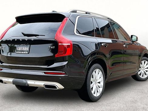 Used 2016 Volvo XC90 T6 Momentum w/ Momentum Plus Package AWD/4WD image 2