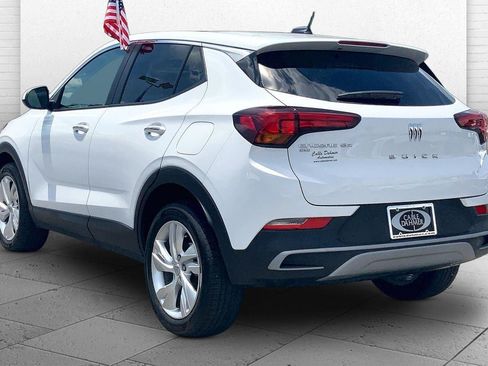 Used 2025 Buick Encore GX Preferred AWD/4WD image 9