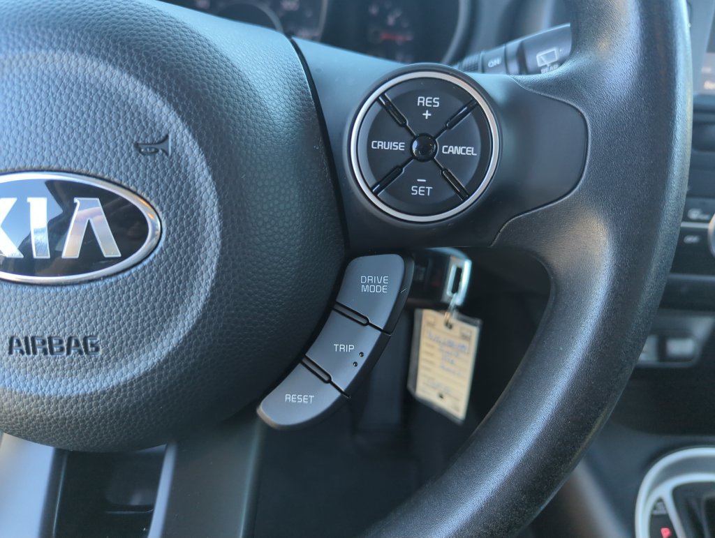 Used 2017 Kia Soul + FWD image 23