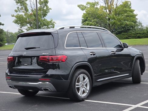 Used 2022 Mercedes-Benz GLB 250 4MATIC image 25